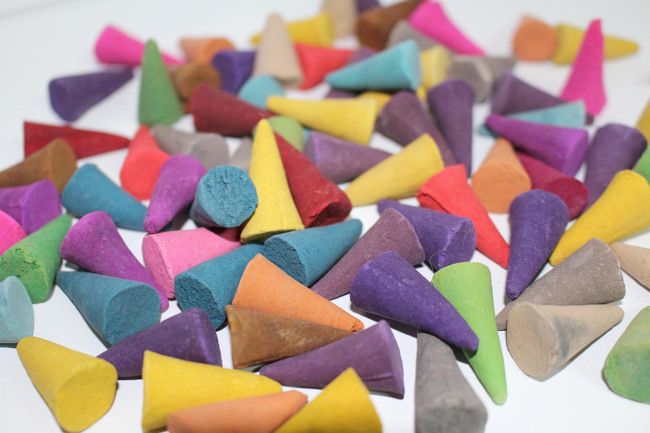 アロマ教室を開業するための具体的な方法は？